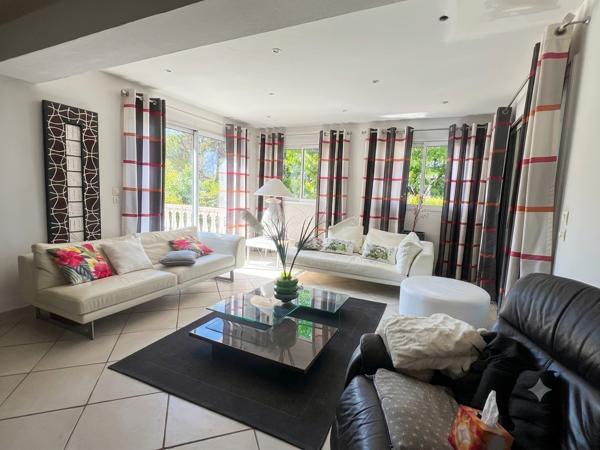 Mignaloux beauvoir : une maison avec potentiel locatif aux portes de Poitiers