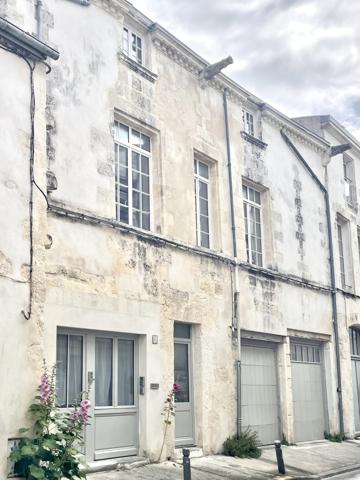 Hotel particulier d'exception – Cœur historique de La Rochelle, à deux pas du Vieux-Port