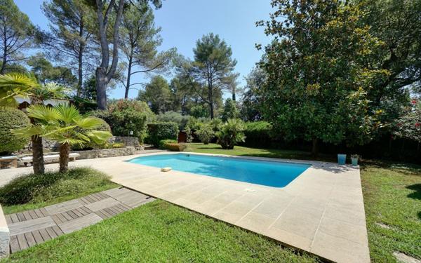Maison à vendre    4 pièces • 147 m2 Mouans-Sartoux