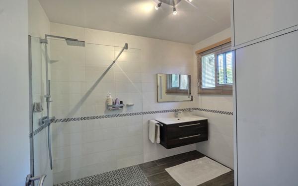 Maison à vendre    4 pièces • 147 m2 Mouans-Sartoux