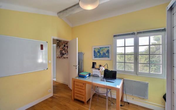 Maison à vendre    4 pièces • 147 m2 Mouans-Sartoux