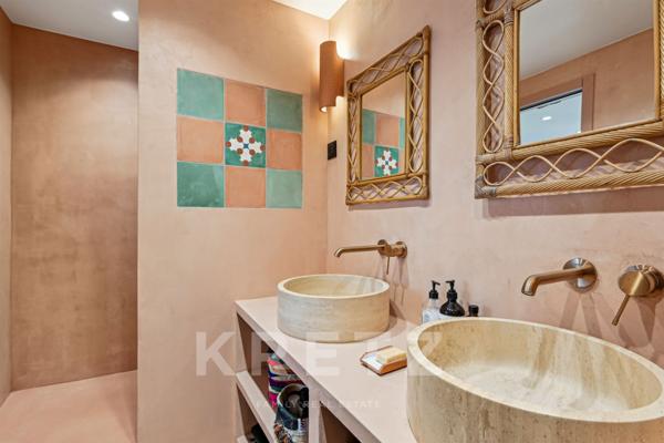 Loft baigné de lumière Paris XVIII