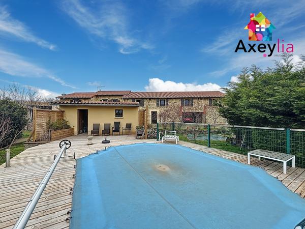 Saint-Germain-Laval (42260) A VENDRE - SECTEUR SAINT-GERMAIN-LAVAL - CHARMANTE MAISON EN PIERRES, 4 CHAMBRES, TERRAIN ET PISCINE