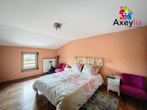 Saint-Germain-Laval (42260) A VENDRE - SECTEUR SAINT-GERMAIN-LAVAL - CHARMANTE MAISON EN PIERRES, 4 CHAMBRES, TERRAIN ET PISCINE