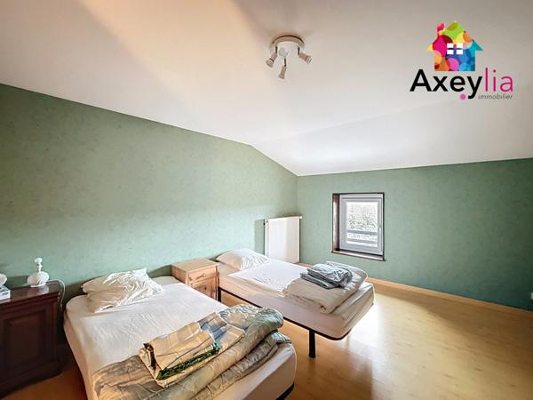 Saint-Germain-Laval (42260) A VENDRE - SECTEUR SAINT-GERMAIN-LAVAL - CHARMANTE MAISON EN PIERRES, 4 CHAMBRES, TERRAIN ET PISCINE