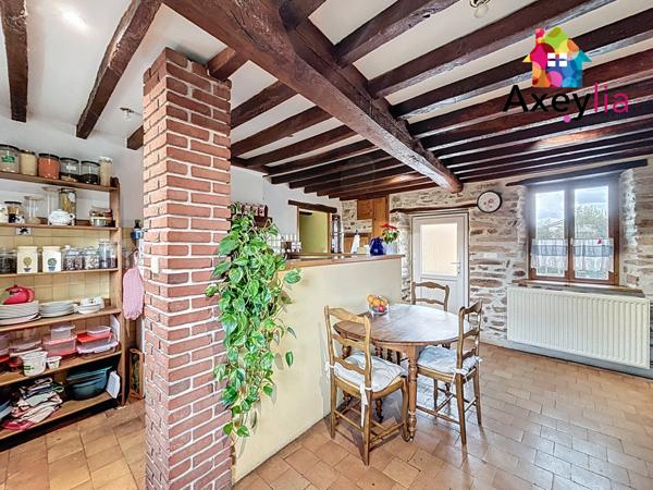 Saint-Germain-Laval (42260) A VENDRE - SECTEUR SAINT-GERMAIN-LAVAL - CHARMANTE MAISON EN PIERRES, 4 CHAMBRES, TERRAIN ET PISCINE