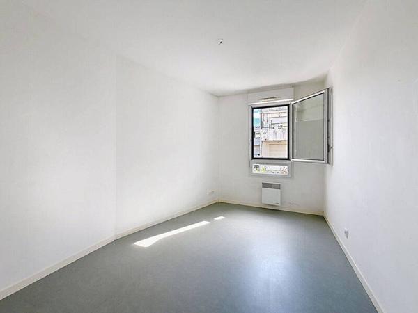 Appartement 2 pièces                                        - 44600 Saint-Nazaire - Sud-Ouest Réf : 125445