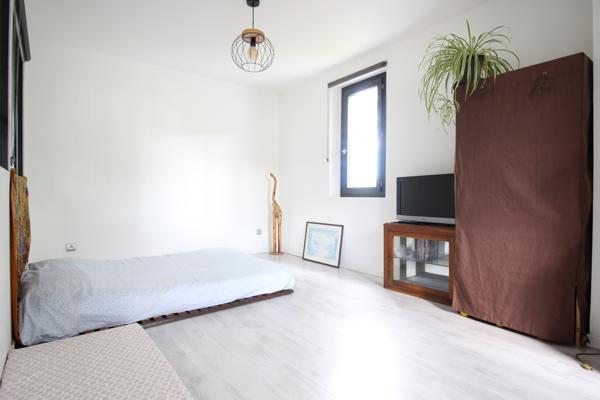 Ensemble immobilier à fort potentiel avec loft + commerce