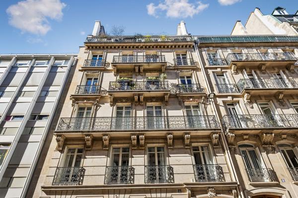 Vente Duplex de luxe Paris 7 6 Pièces 160.84 m²