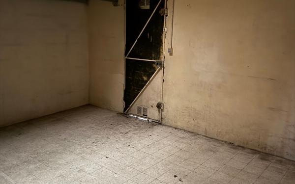 Immeuble à vendre    2 pièces • 200 m2 Saint-Quentin