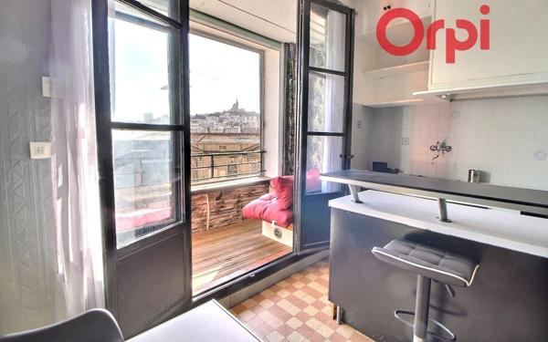 Appartement à vendre    3 pièces • 54,30 m2 Marseille 2