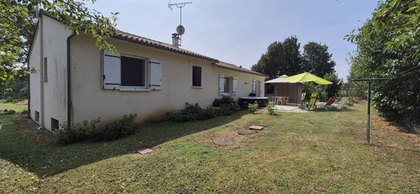 Maison à 5 min du centre de Ruffec avec Vue Exceptionnelle