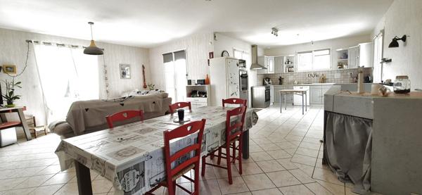 Maison à 5 min du centre de Ruffec avec Vue Exceptionnelle