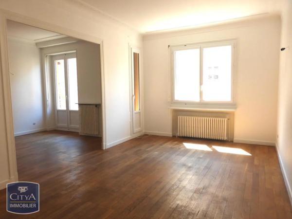 Appartement à louer 4 pièces 97.86m²
