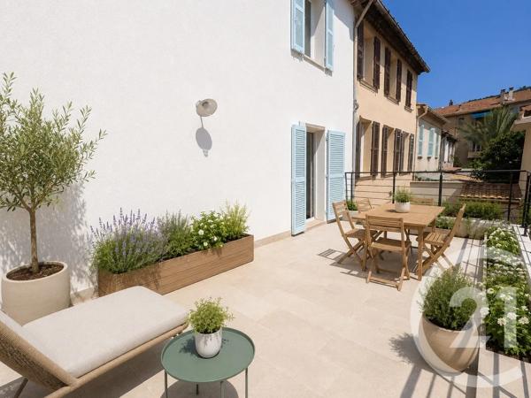 Appartement Studio à vendre  1 pièce - 21,80 m 2   TOULON  - 83