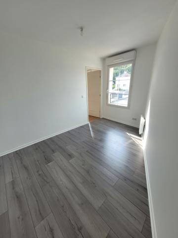 APPARTEMENT F2 avec ascenseur EN RESIDENCE SECURISEE 2 PARKINGS vendu loué