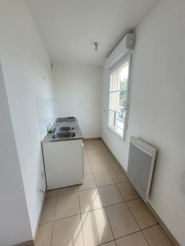 APPARTEMENT F2 avec ascenseur EN RESIDENCE SECURISEE 2 PARKINGS vendu loué