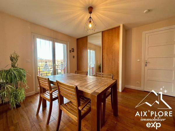 Appartement de type T4 avec jardin et garage