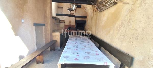 Mison de caractère 109 m², terrasses + garage, vie à pied