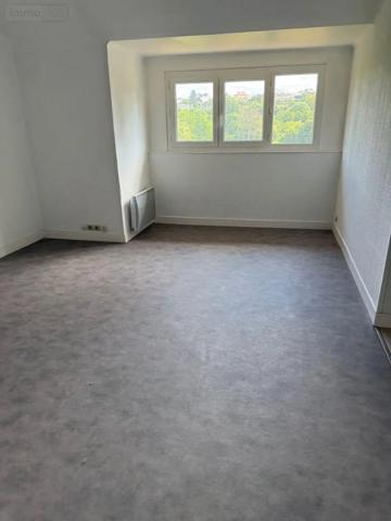 Location - Appartement Condé-en-Normandie 14110 3 pièces 51 m 2