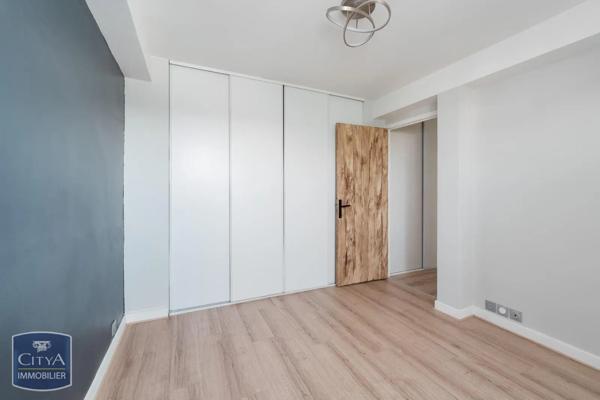 Appartement à louer 3 pièces 56m² Vichy (03200)
