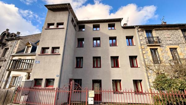 Appartement La Bourboule 3 pièce(s) 83.91 m2