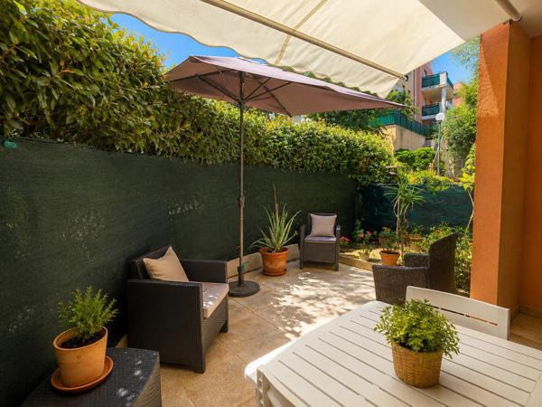 Appartement
         3 pièces
        - 66 m² Exclusivité 235 000 € *