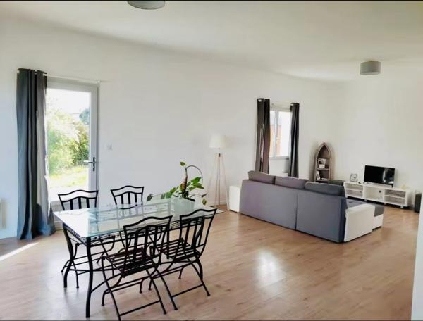 Les Rosiers sur Loire - À vendre – Maison 5 pièces - 3 chambres avec jardin