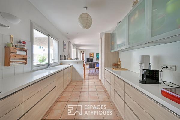 Maison d’architecte confidentielle avec piscine, vue Pic Saint-Loup et potentiel multiple