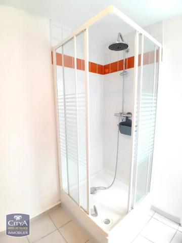 Appartement à louer 2 pièces 47.41m² La Madeleine (59110)