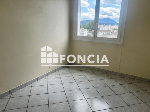 Location Appartement 4 pièces 67.5 m² - LE PIERRE SEMARD Saint Martin D Heres 38400