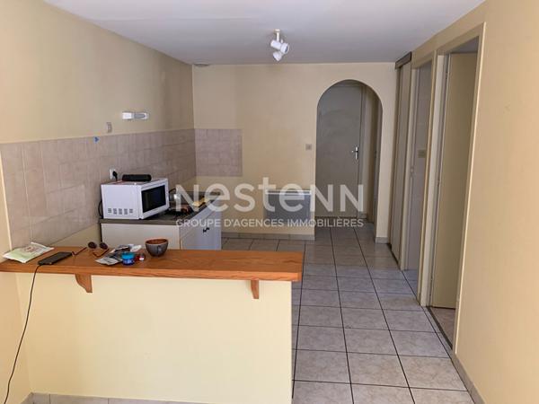 Ensemble de deux maisons dans le centre de Moncoutant Sur Sèvre 9 pièce(s)