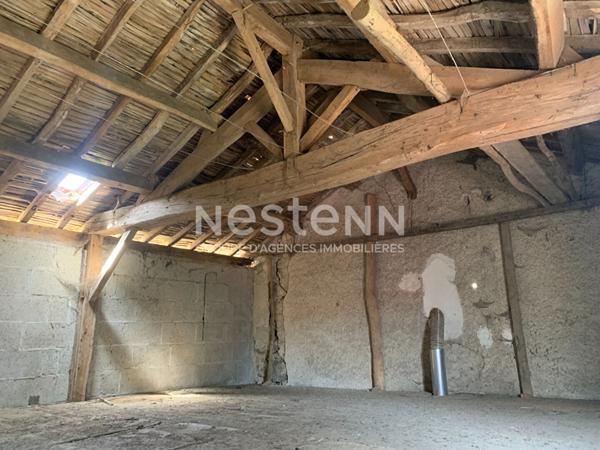 Ensemble de deux maisons dans le centre de Moncoutant Sur Sèvre 9 pièce(s)