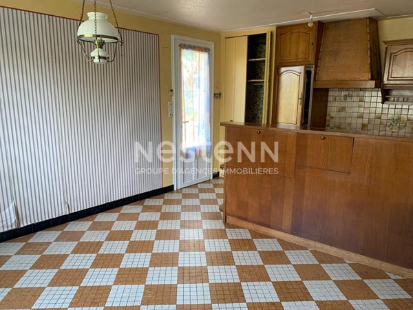 Ensemble de deux maisons dans le centre de Moncoutant Sur Sèvre 9 pièce(s)