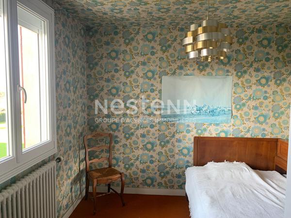 Ensemble de deux maisons dans le centre de Moncoutant Sur Sèvre 9 pièce(s)