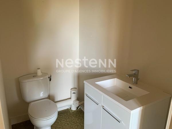 Ensemble de deux maisons dans le centre de Moncoutant Sur Sèvre 9 pièce(s)