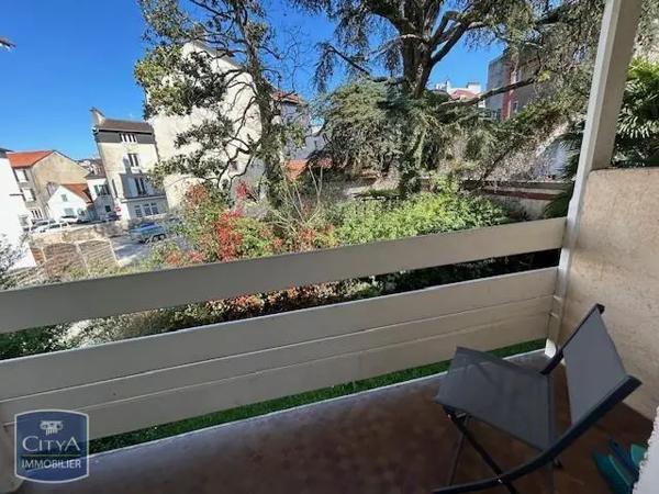 Appartement à louer 1 pièce 15.75m² Pau (64000)