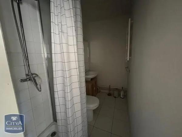Appartement à louer 1 pièce 15.75m² Pau (64000)