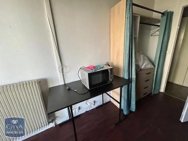 Appartement à louer 1 pièce 15.75m² Pau (64000)