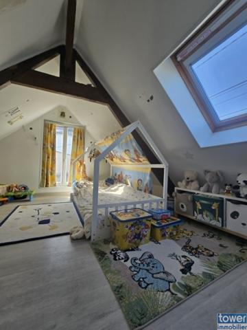 Maison
                                                                                                                                                                                                                                                                                                                        4 pièce(s)                                                                                                                                                                                                          2 chambre(s)                                                                                                                                                                                                          62  m²