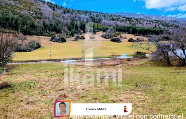 Terrain à Batir de 820 m²