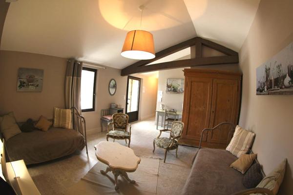 L'Isle-sur-la-Sorgue (84800) Propriété 800 m2