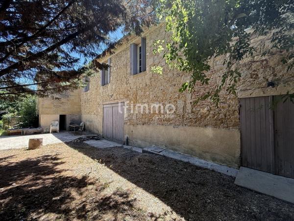 Maison de caractère en pierre rénovée – 350 m² au cœur de Langon