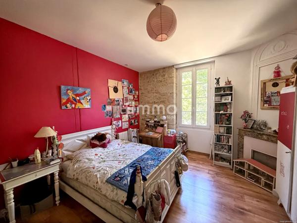 Maison de caractère en pierre rénovée – 350 m² au cœur de Langon