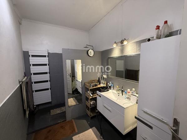 Maison de caractère en pierre rénovée – 350 m² au cœur de Langon