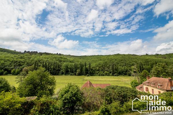 Maison très bon état divisée en deux logements