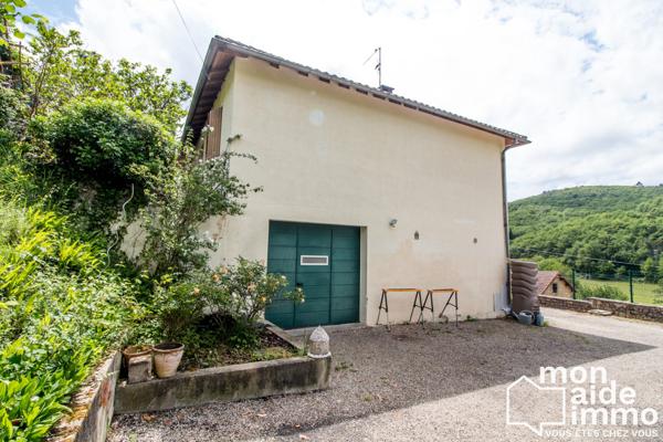 Maison très bon état divisée en deux logements