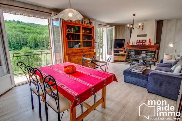 Maison très bon état divisée en deux logements