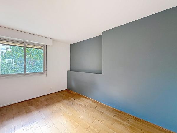 Appartement Suresnes 5 pièce(s) 106 m2