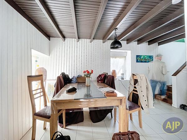 Maison à vendre Reze - 3 pièces, 76m² avec 2 chambre(s) à 249 500€ - AJP Immobilier Rezé